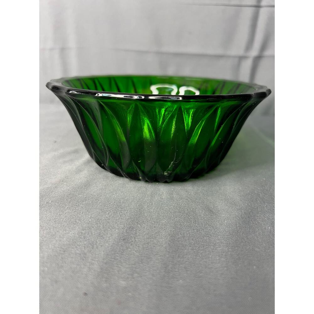 Vintage Hoosier Emerald Green Bowl HG 4056 GREAT